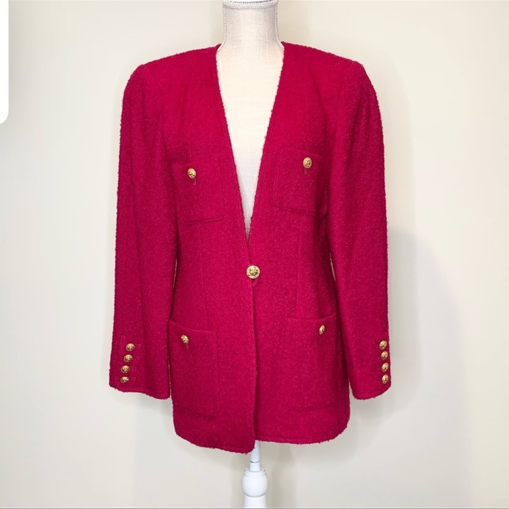 Stunning and Rare💎 Pink blazer🌷